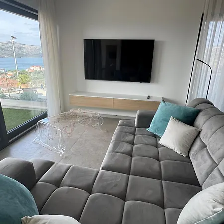 Luca Apartment Seget Vranjica
