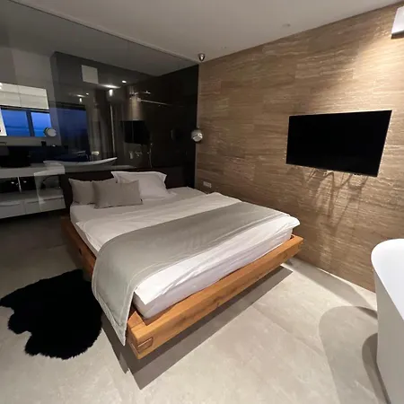 Apartment Luca Seget Vranjica