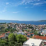 Luca * Seget Vranjica