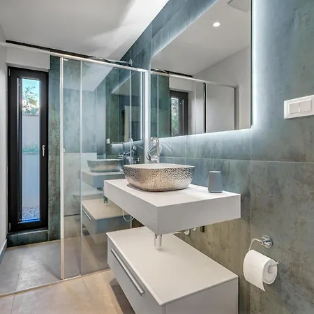 Luca Apartament