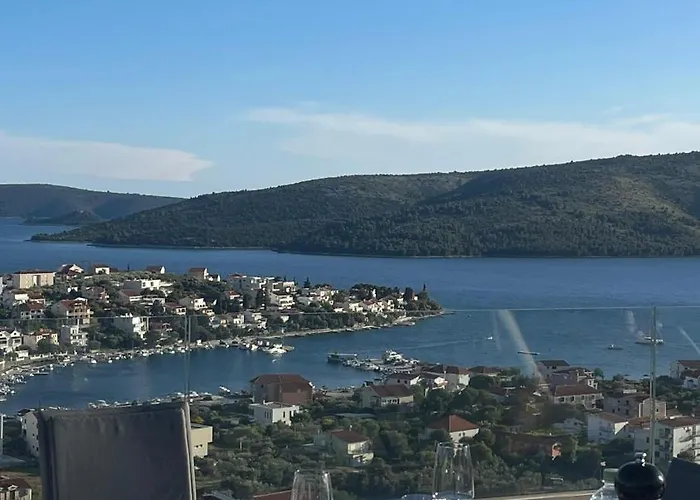 Luca * Seget Vranjica